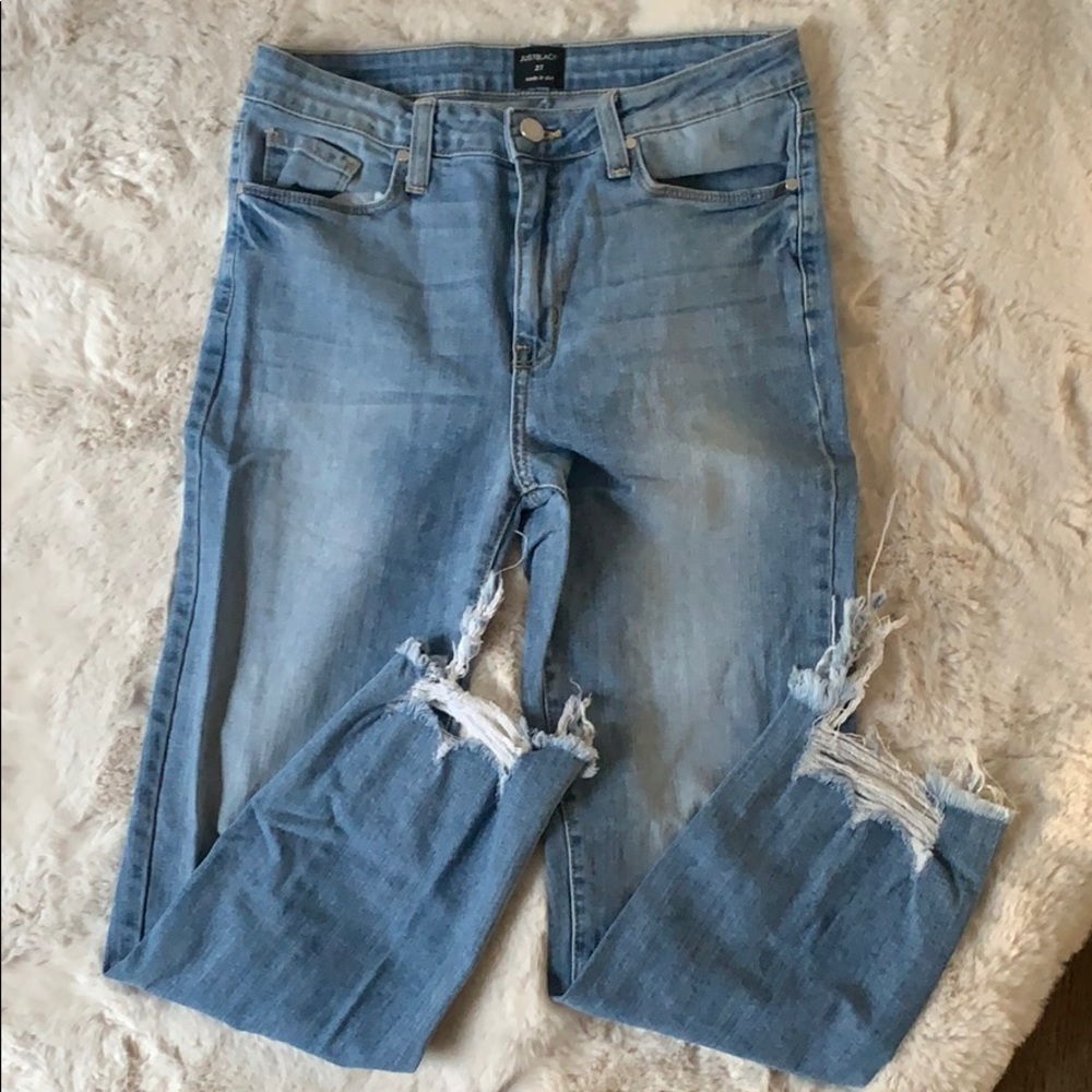 JBD DISTRESSED CROP DENIM